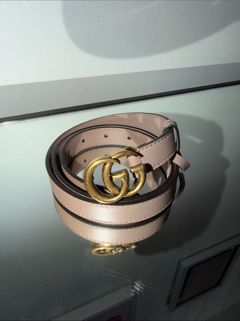 Gucci Taupe Leather Belt with Gold Double G Buckle - Picture 2 of 3